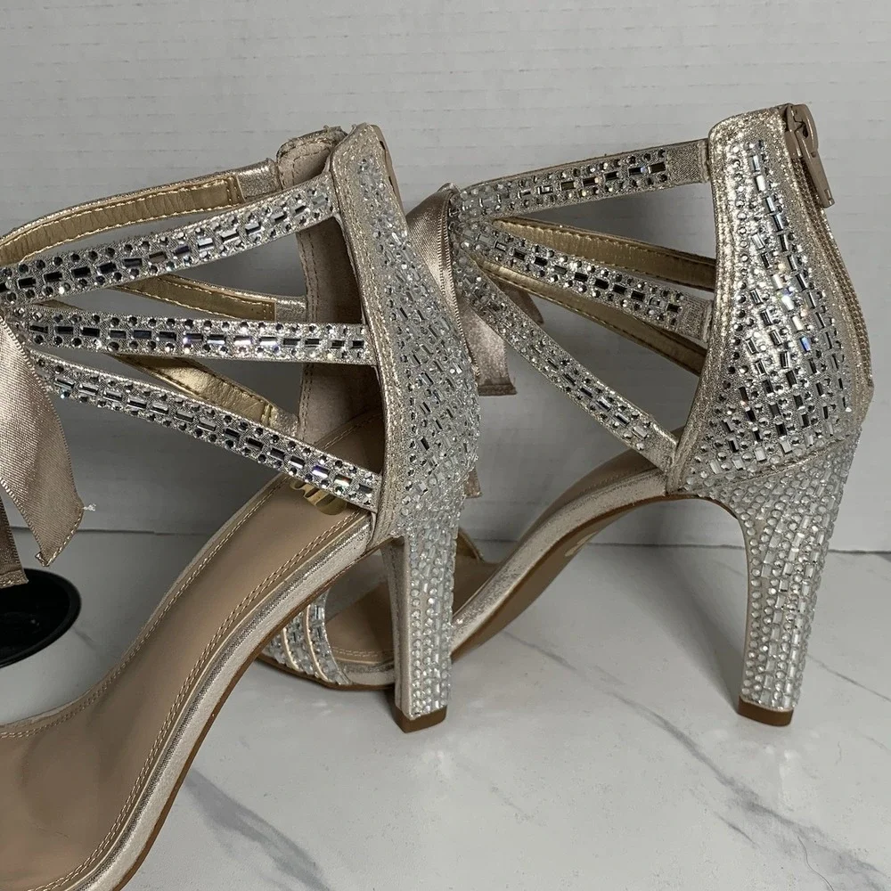 Gianni Bini Prom Queen Light Gold Shoes Size 8 Never Worn/no Box‎